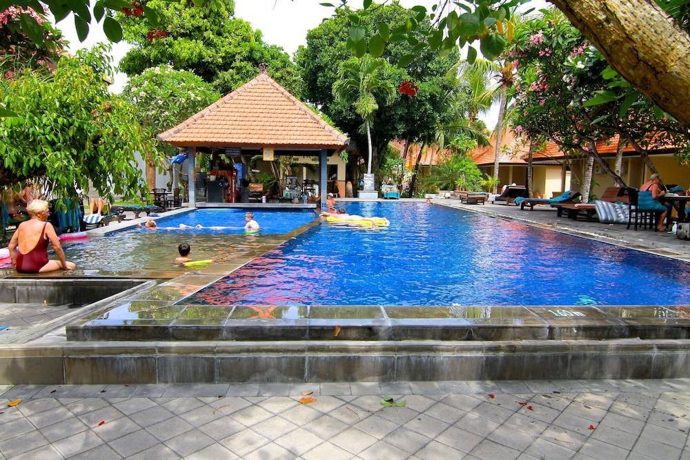 New Garden View Resort Legian  Luaran gambar