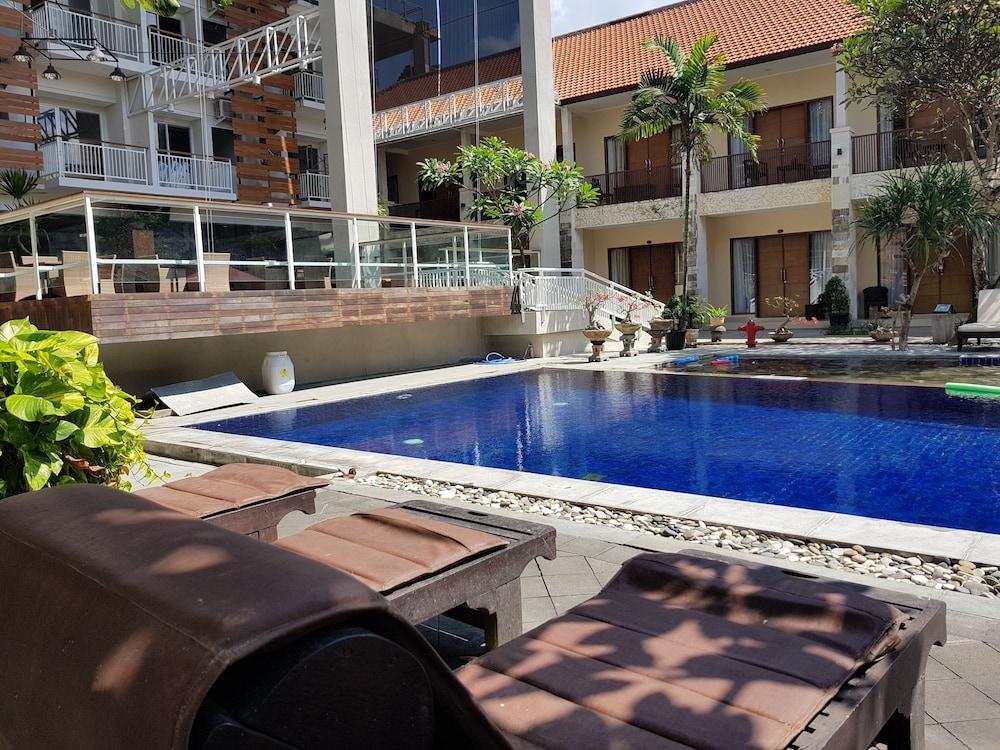 New Garden View Resort Legian  Luaran gambar