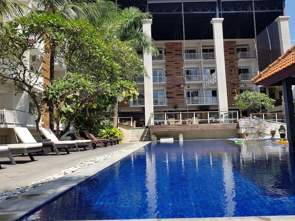 New Garden View Resort Legian  Luaran gambar