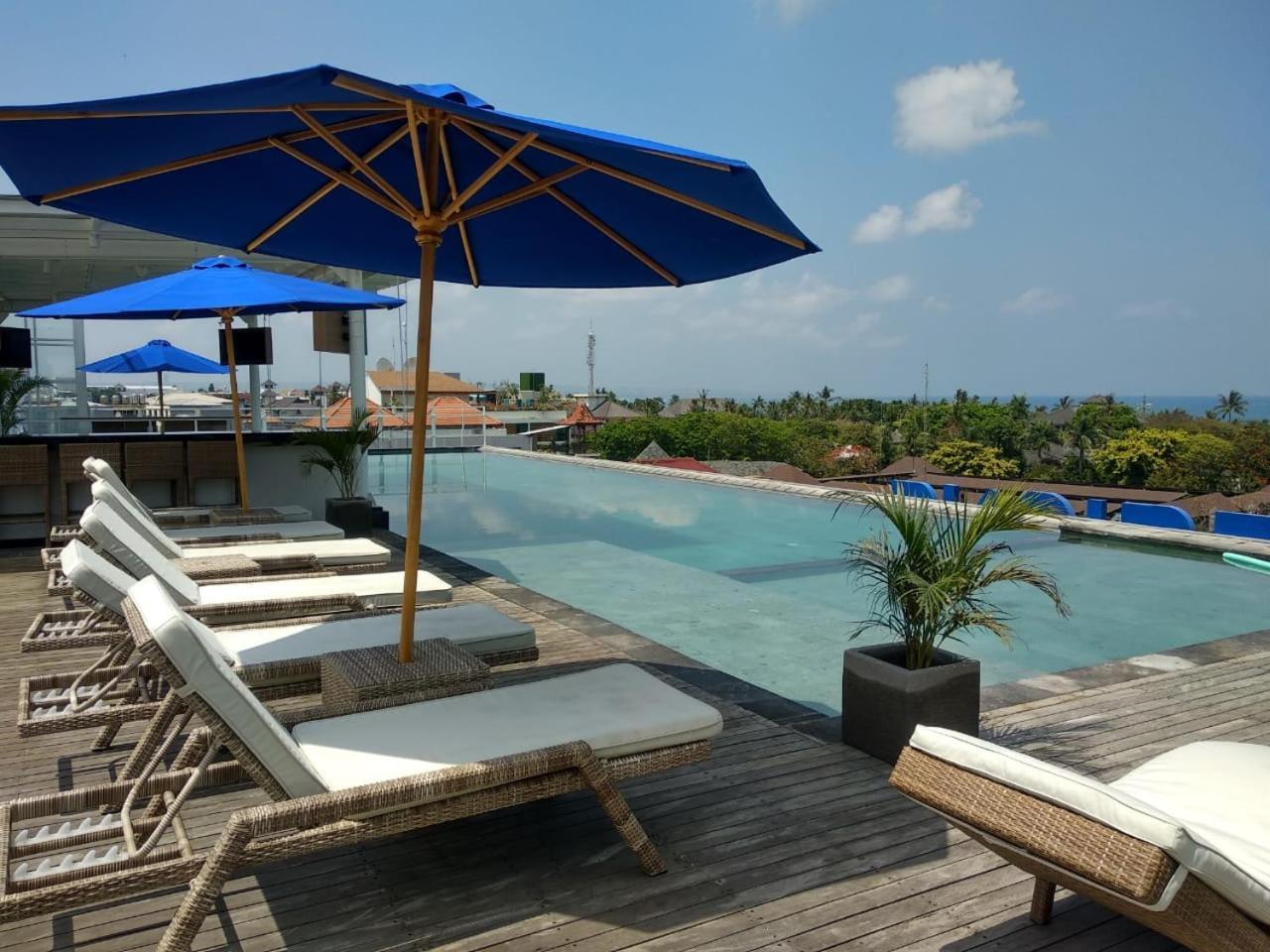 New Garden View Resort Legian  Luaran gambar
